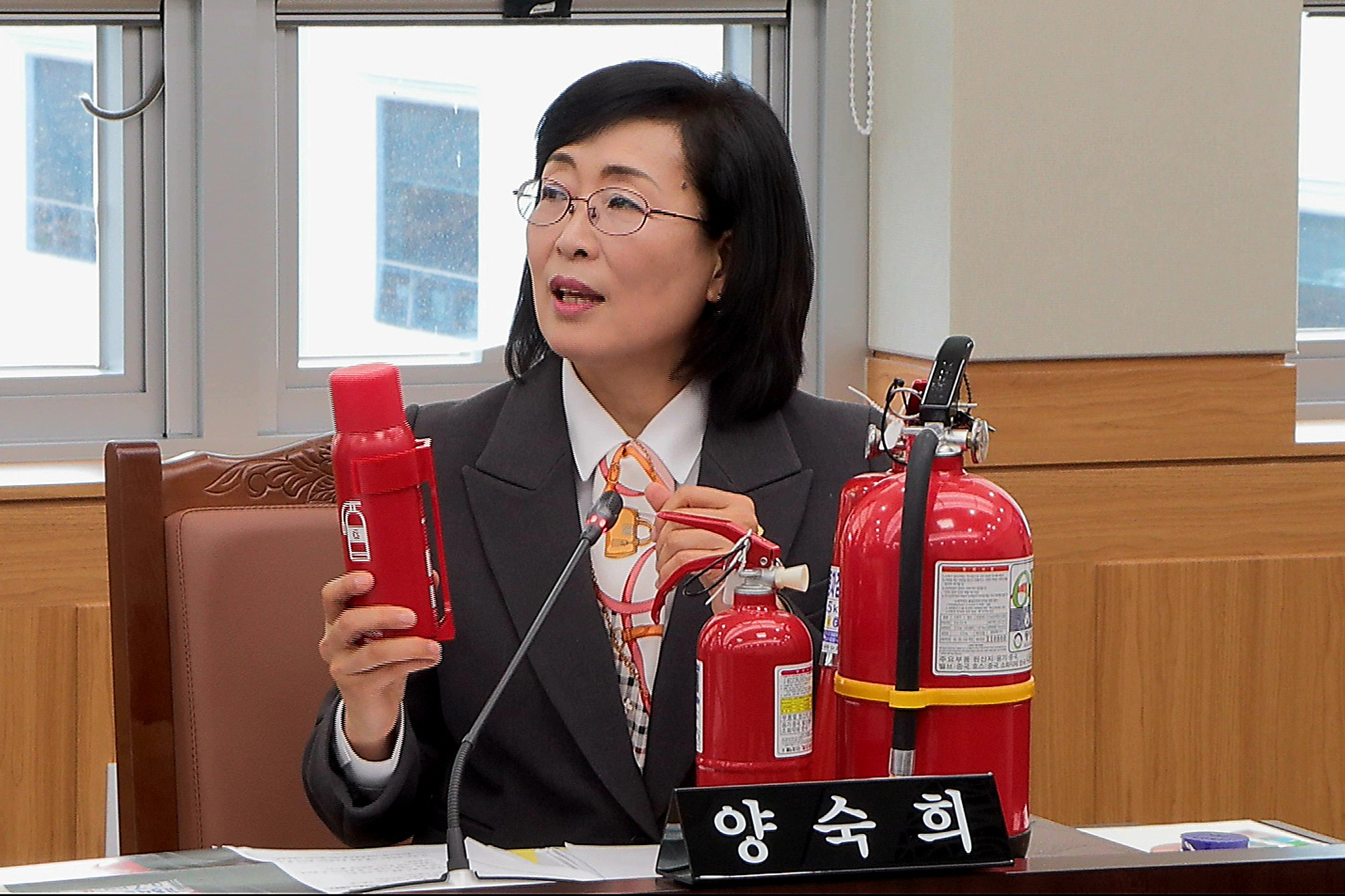 양숙희 도의원 "차량용 소화기 의무설치, 홍보 강화해야"