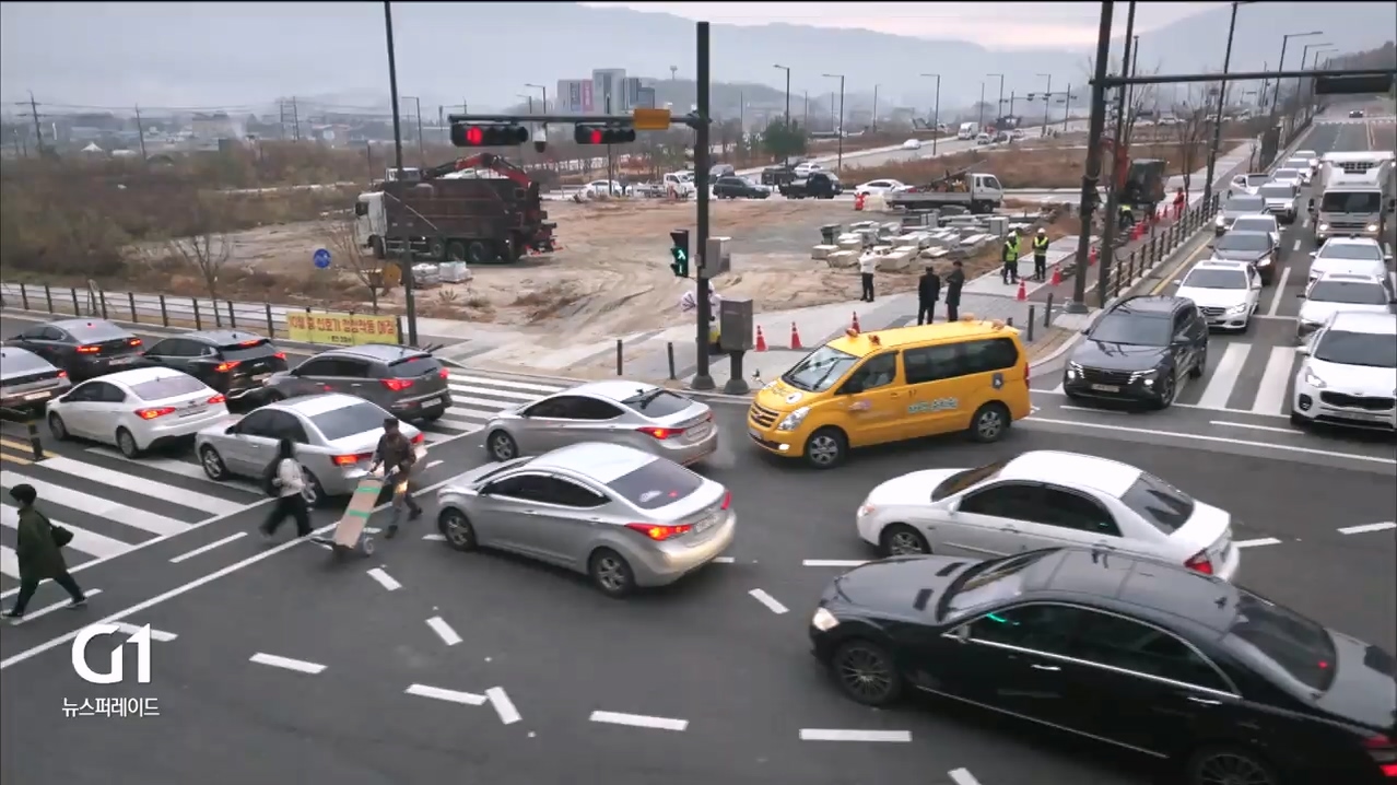 춘천 학곡지구 '전쟁 같은 출근길' 